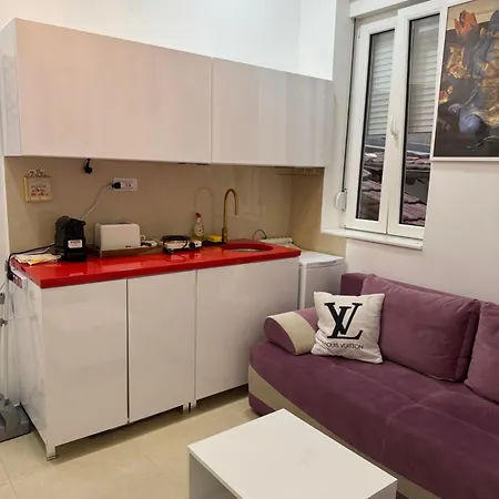 Апартаменты Republic Square *